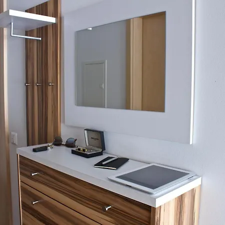 Business Homes - 3*